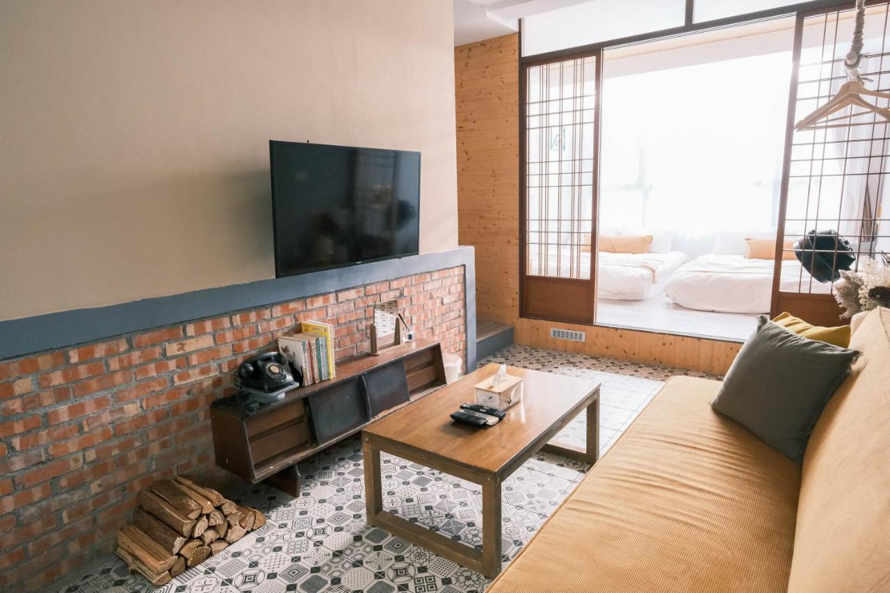 South Gate Home Stay Tainan Eksteriør billede