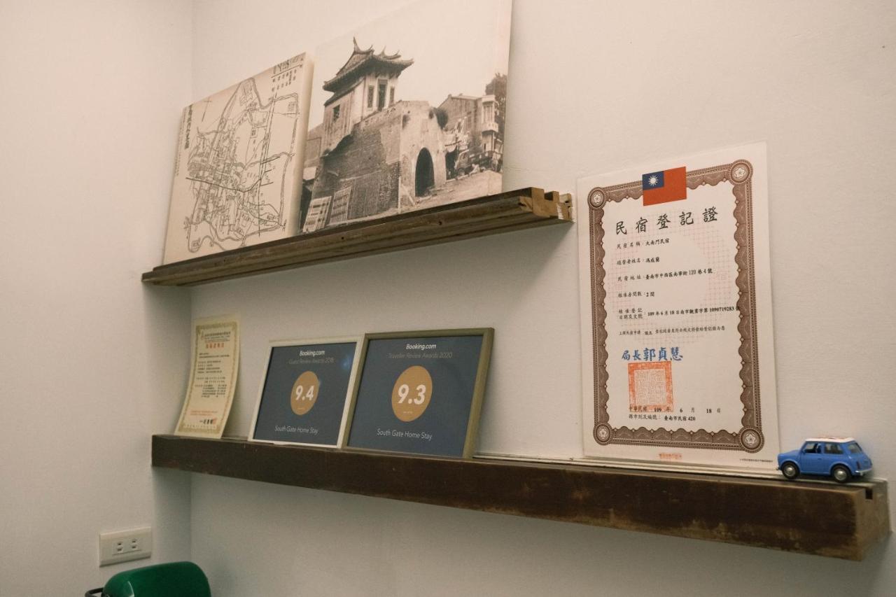 South Gate Home Stay Tainan Eksteriør billede