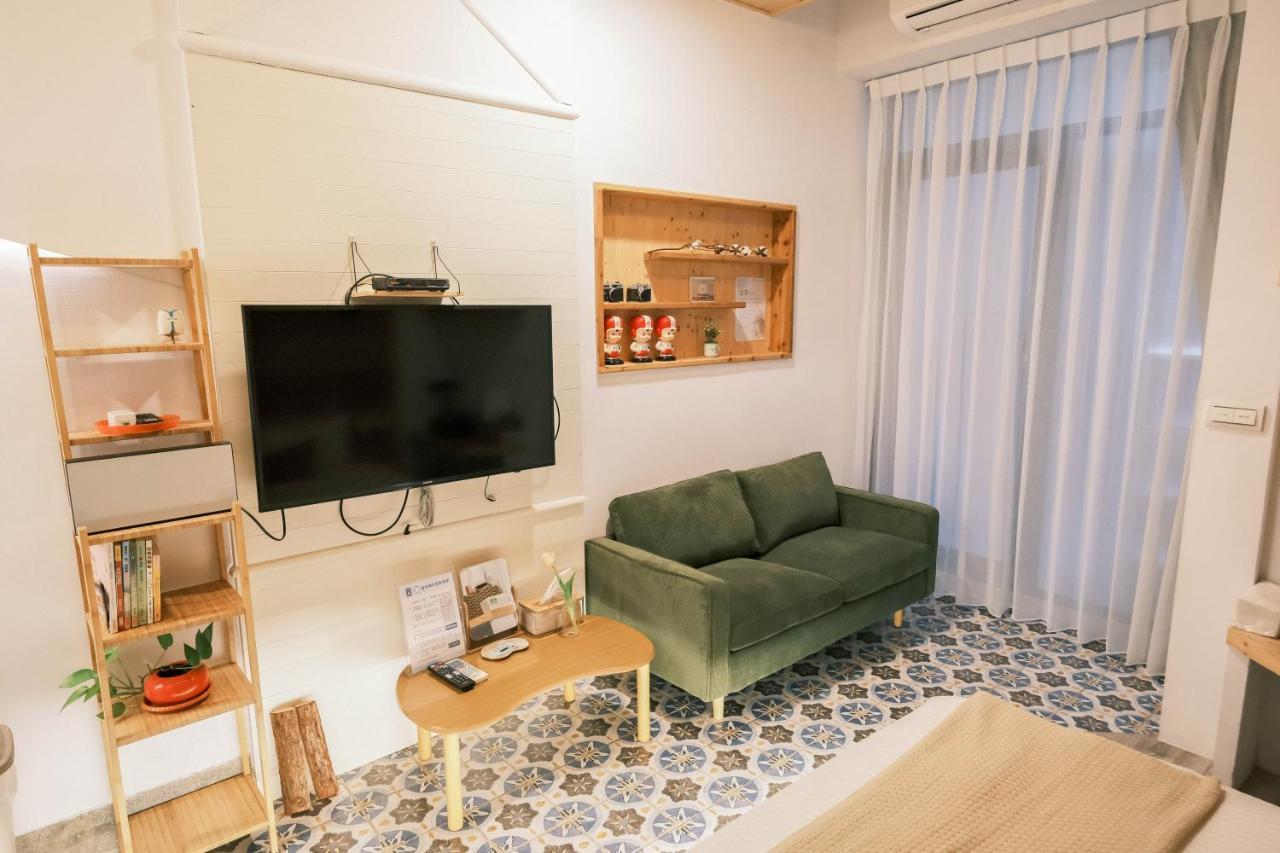 South Gate Home Stay Tainan Eksteriør billede